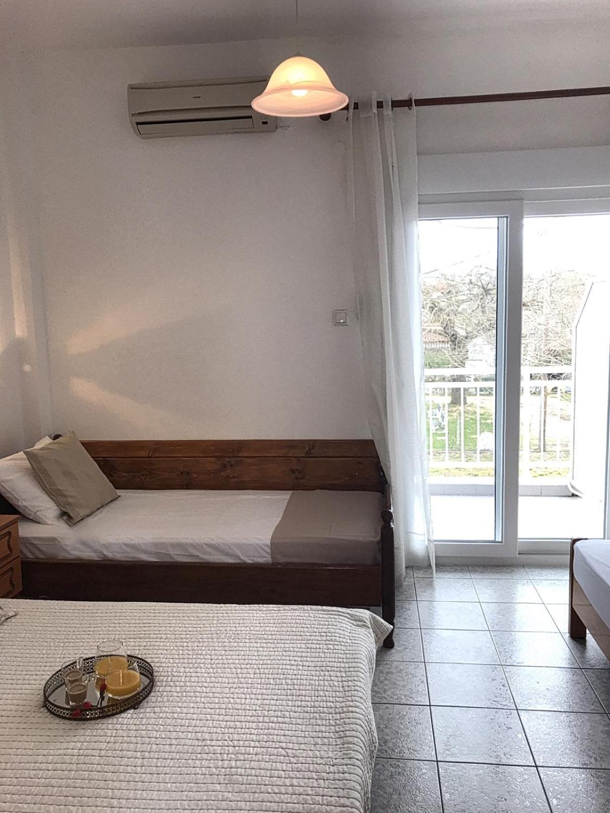 Cape Blue Apartments Paralía Skotínis Екстериор снимка